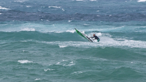 okinawa windsurf 沖縄　ウインドサーフィン
