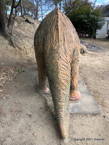 岡山県倉敷の戸島公園にレトロでユニークなデザインの恐竜がいるらしい！？