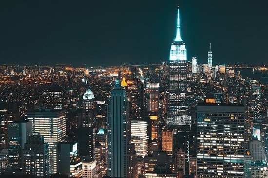 アメリカの高層ビルの夜景