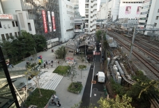 s00 DSC02782　渋谷駅、横丁を見下ろす