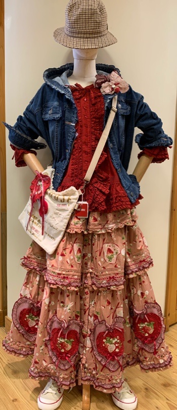 盛岡ピンクハウス P-log メリーストロベリー☆プリントスカート